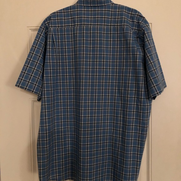 Wrangler wrinkle resistant shirt. - Picture 8 of 13